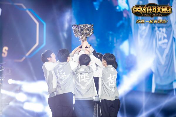 NIP.CEO爆料：V5本周已经向联盟官方提交申请 更改队名为NIP