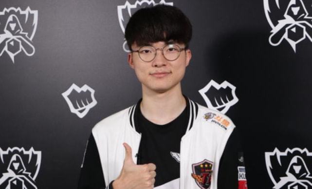 匿名来源向理查德·刘易斯透露了关于 Astralis 的更多细节；